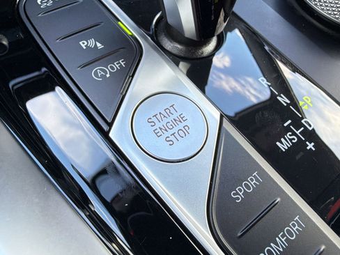 Certified 2023 BMW Z4 M40i w/ Premium Package image 17