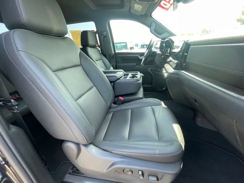 Used 2026 GMC Sierra 1500 SLT AWD/4WD image 28