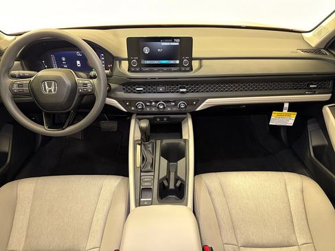 Used 2025 Honda Accord SE image 12