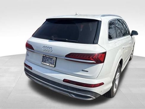 Used 2022 Audi Q7 2.0T Premium w/ Convenience Package AWD/4WD image 16
