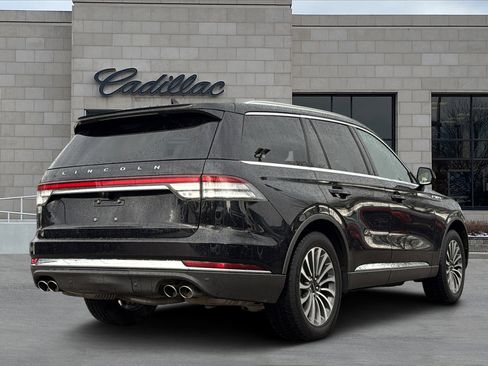 Used 2020 Lincoln Aviator Reserve w/ Equipment Group 201A image 3