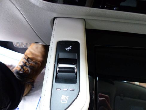 Used 2022 Kia Telluride EX w/ EX Premium Package AWD/4WD image 32