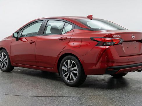 Used 2025 Nissan Versa SV FWD image 6