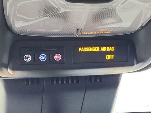 Used 2023 Chevrolet Colorado LT image 42