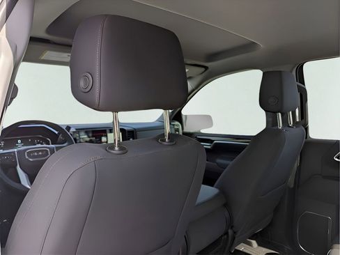 Used 2025 GMC Sierra 1500 Elevation RWD image 8