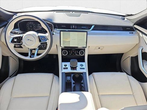 New 2025 Jaguar F-PACE R-Dynamic S image 9