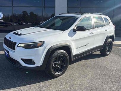 Used 2022 Jeep Cherokee Latitude w/ Sun & Sound Group