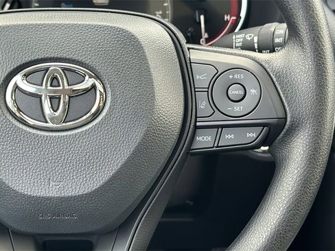 New 2025 Toyota RAV4 XLE image 28