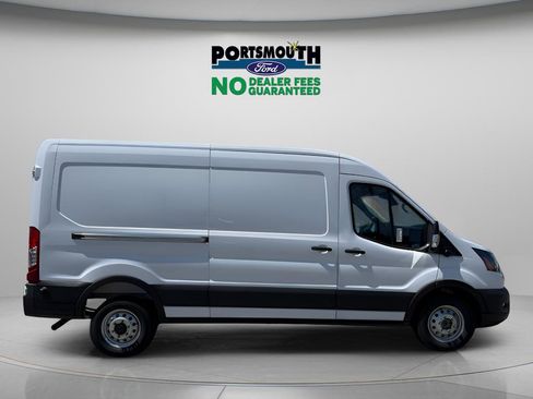 New 2026 Ford Transit 150 148 Medium Roof AWD w/ Load Area Protection Package image 21
