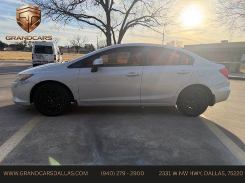 Used 2012 Honda Civic LX image 3