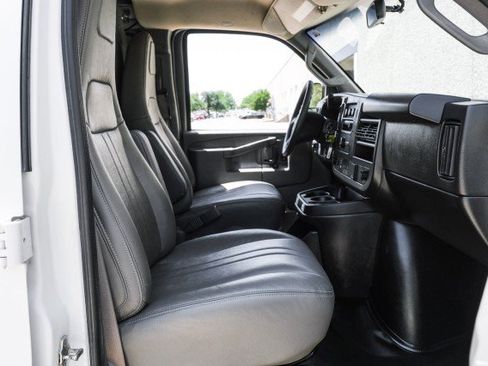 Used 2023 Chevrolet Express 3500 w/ Driver Convenience Package RWD image 32