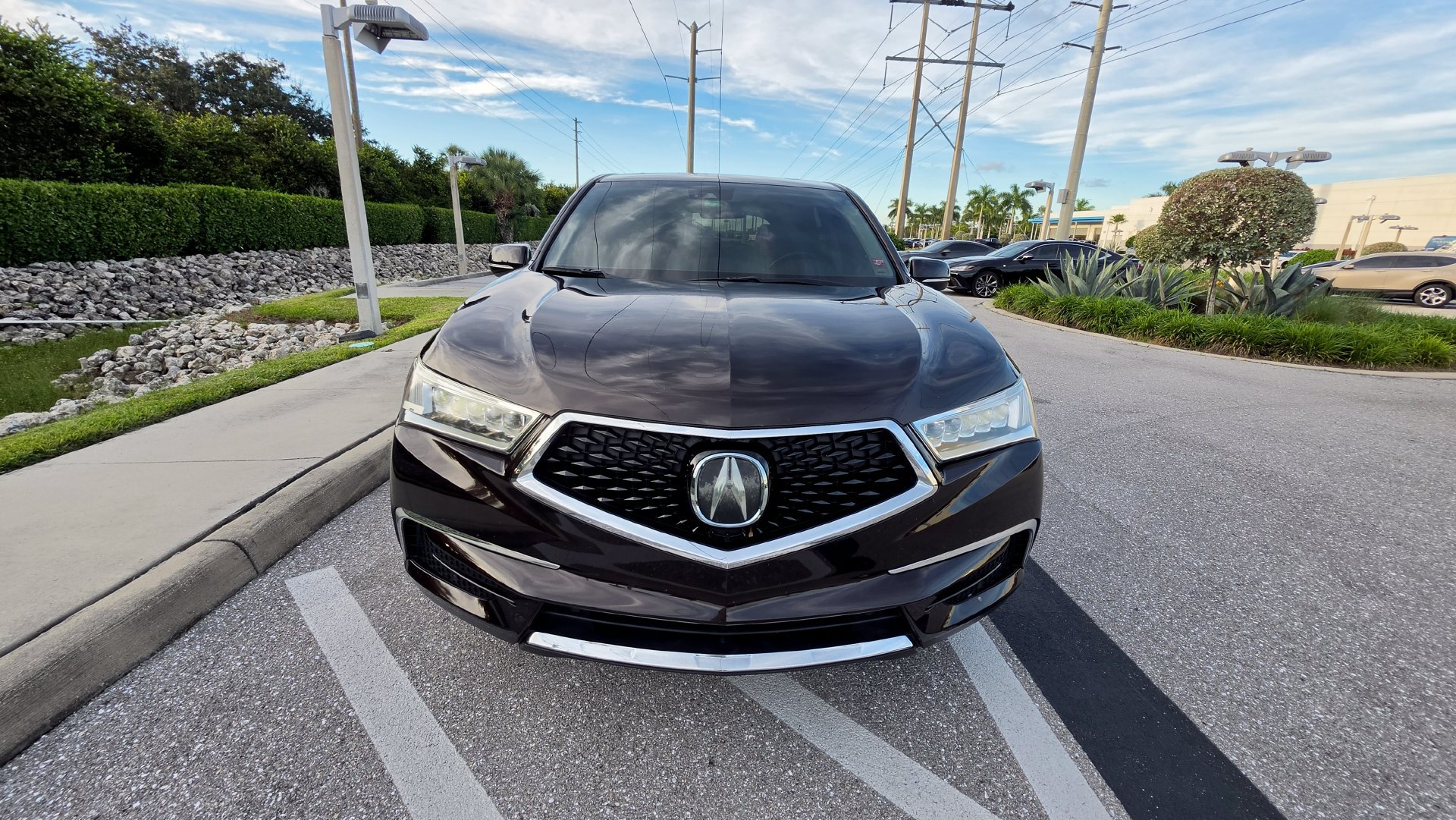 Used 2018 Acura MDX w/ Technology Package FWD image 2