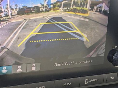 Certified 2023 Honda HR-V LX image 12