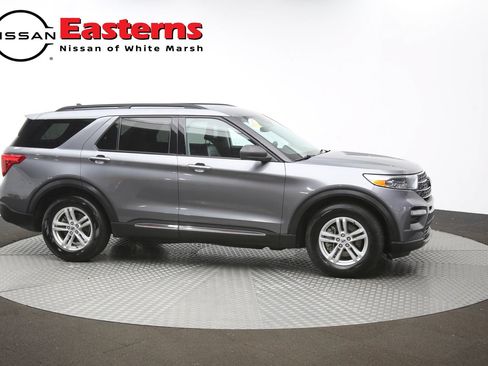Used 2023 Ford Explorer XLT w/ Equipment Group 202A RWD image 46