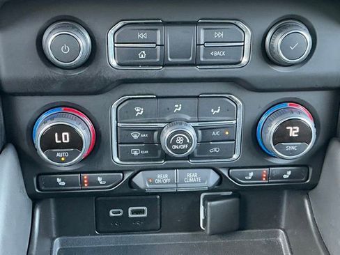 Used 2021 Chevrolet Tahoe LT w/ Rear Media and Nav Package AWD/4WD image 34