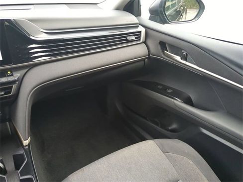 Certified 2025 Toyota Camry LE image 16