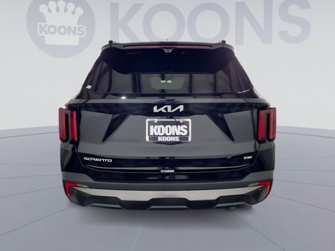 Used 2024 Kia Sorento SX Prestige w/ Olive Brown Leather Package image 5