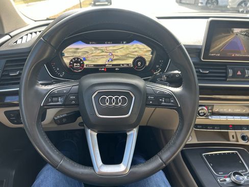 Used 2018 Audi Q5 2.0T Premium Plus w/ Premium Plus Package image 16