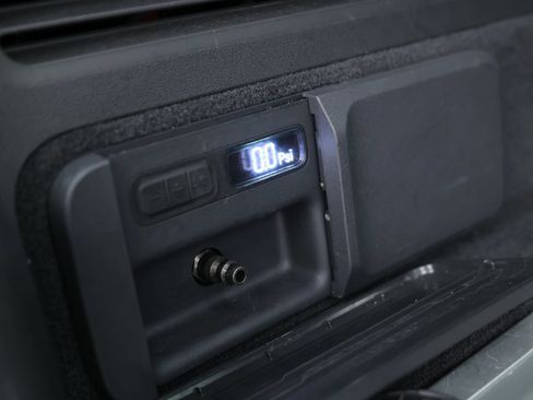 Used 2024 Rivian R1S Adventure AWD/4WD image 75