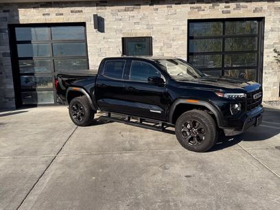 Used 2024 GMC Canyon Elevation w/ Convenience Package
