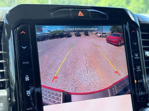 New 2026 RAM 2500 Big Horn AWD/4WD image 4