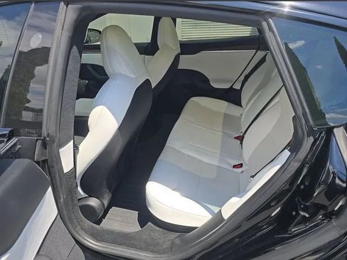 Used 2022 Tesla Model S AWD/4WD image 4