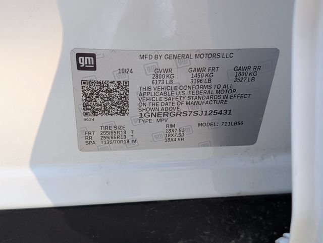 Used 2025 Chevrolet Traverse LT FWD image 38