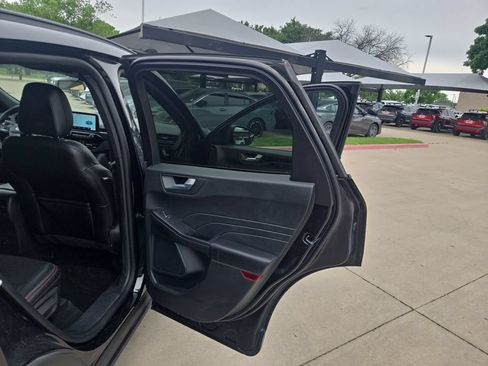 Used 2025 Ford Escape ST-Line AWD/4WD image 14