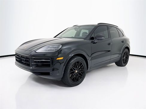New 2026 Porsche Cayenne image 1