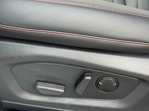 New 2026 Ford Explorer ST-Line w/ ST-Line Street Pack image 11