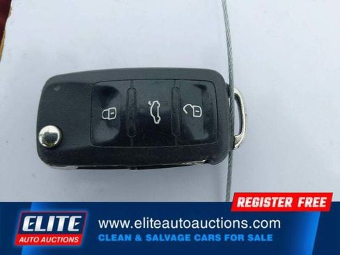 Used 2016 Volkswagen Jetta Sport w/ Lighting Package image 21