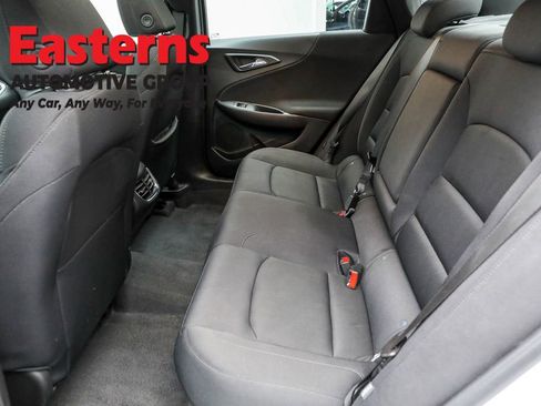 Used 2024 Chevrolet Malibu LT image 21