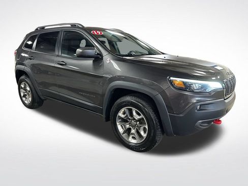 Used 2019 Jeep Cherokee Trailhawk w/ Cold Weather Group AWD/4WD image 8