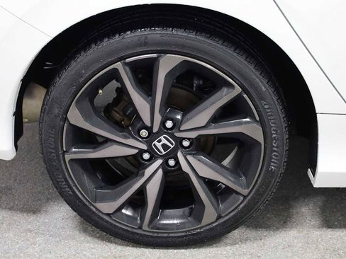 Used 2019 Honda Civic Sport image 33