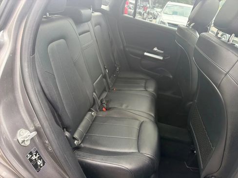 Used 2021 Mercedes-Benz GLA 250 4MATIC w/ Premium Package image 20