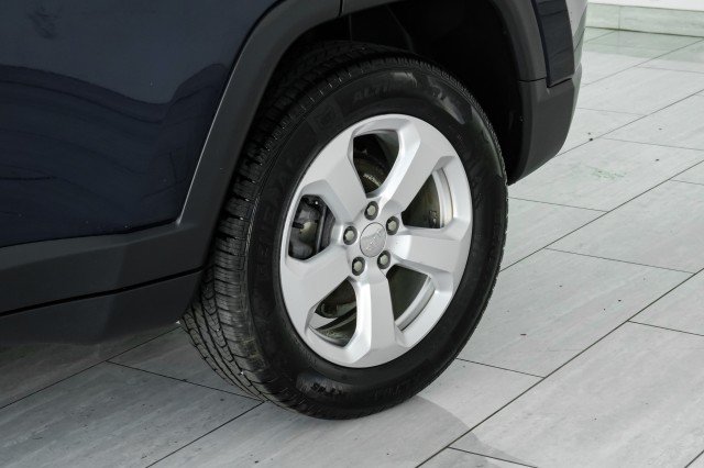 Used 2020 Jeep Compass Latitude AWD/4WD image 59