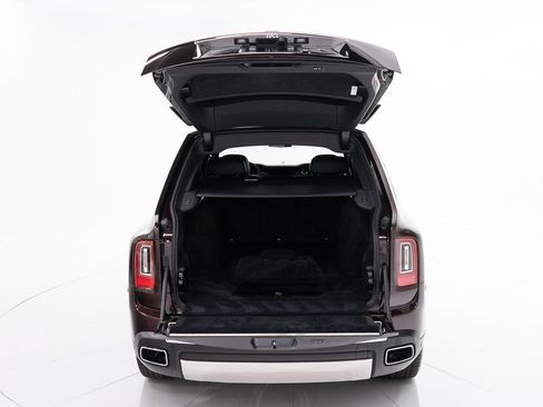 Certified 2023 Rolls-Royce Cullinan AWD/4WD image 52