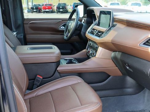 Used 2024 Chevrolet Tahoe High Country image 23