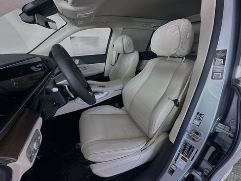 New 2026 Mercedes-Benz GLS 450 4MATIC image 21