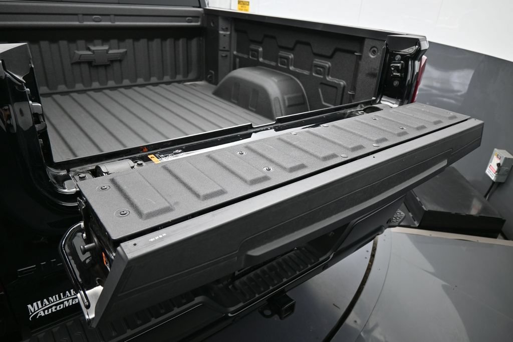 Used 2026 Chevrolet Silverado 1500 High Country w/ Midnight Edition AWD/4WD image 49