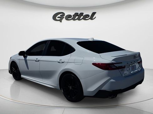 Used 2025 Toyota Camry SE w/ Multimedia Upgrade Package FWD image 7