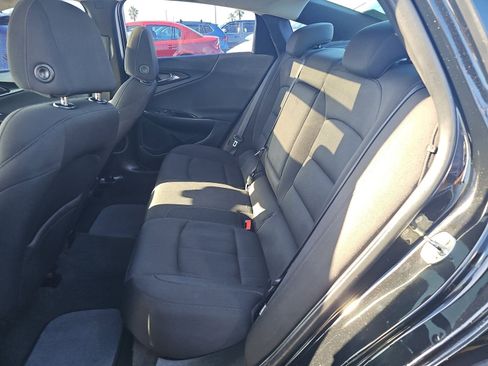 Used 2018 Chevrolet Malibu LT FWD image 8