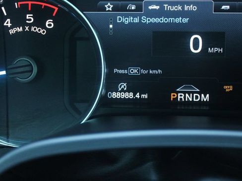 Used 2018 Ford F150 Platinum w/ Equipment Group 701A Luxury AWD/4WD image 28