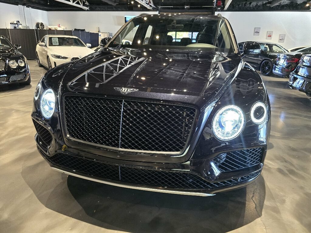 Used 2019 Bentley Bentayga AWD/4WD image 39