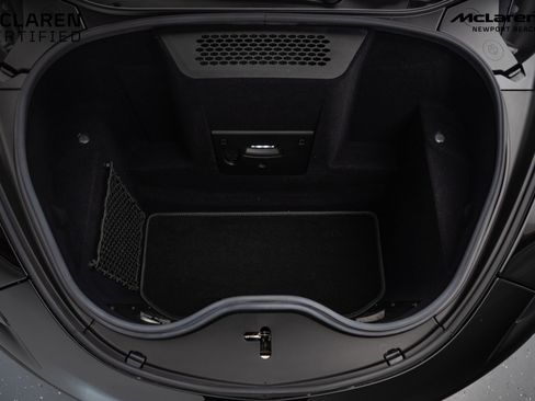 Used 2019 McLaren 570S Base image 10