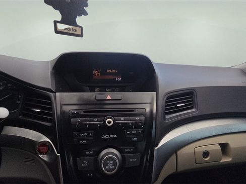 Used 2017 Acura ILX image 10