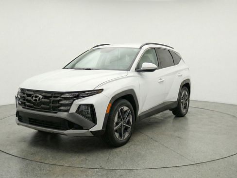 Used 2025 Hyundai Tucson SEL image 3