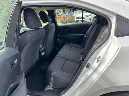 Used 2025 Toyota Corolla LE FWD image 20
