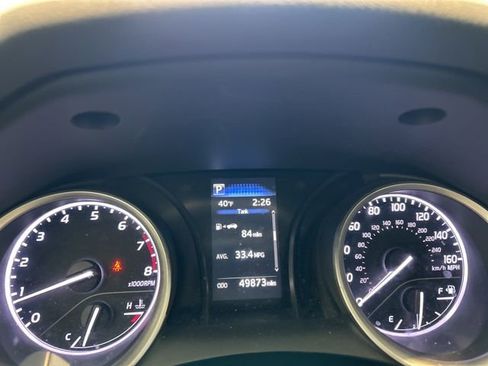Used 2021 Toyota Camry LE FWD image 11