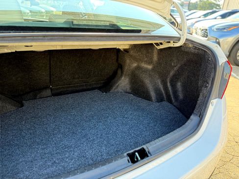 Used 2019 Toyota Corolla LE image 35